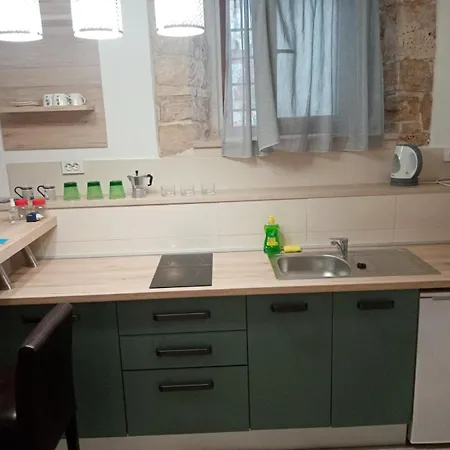 Elena Appartement *