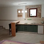 Elena Apartment