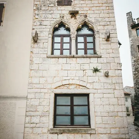 Elena Apartment